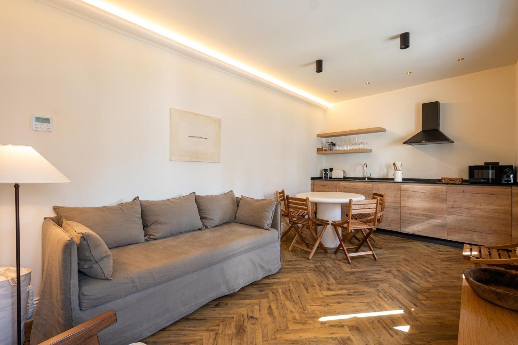 Apartamentos Gravina 56 Sevilla Bagian luar foto
